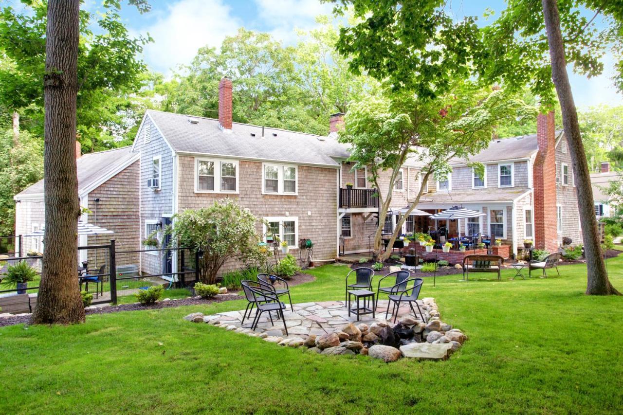 Inn On Main Yarmouth Port Exteriör bild