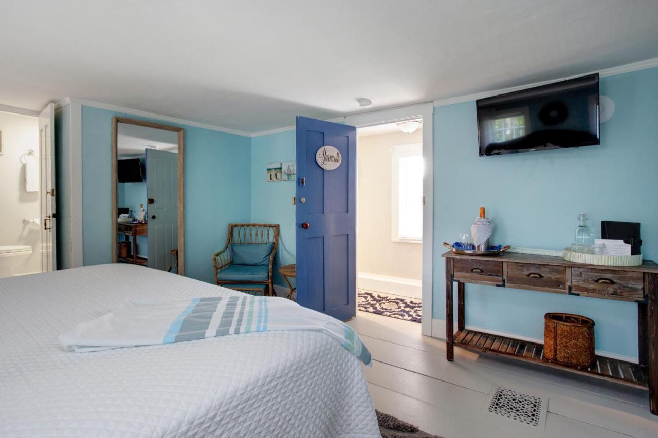 Inn On Main Yarmouth Port Exteriör bild
